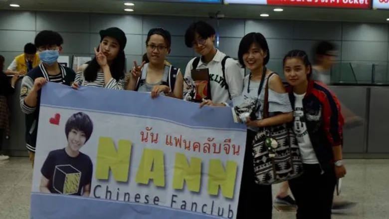 สุดประทับใจ นัน-สุนันทา เจอแฟนคลับชาวจีน พร้อมโชว์สุดซึ้งในรายการ เอไอบีบี ที่เซี่ยงไฮ้