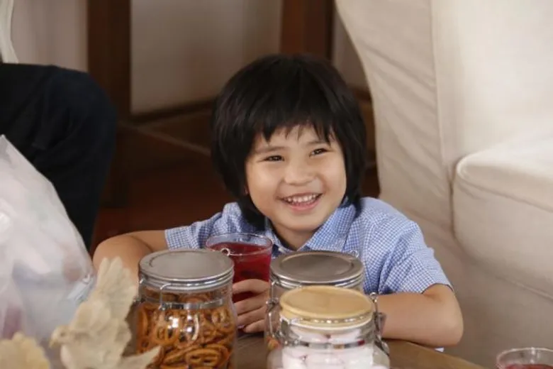 น้องรถบัส-น้องมาเรีย ปัง!!! ดังข้ามคืน เล่น “ดวงใจพิสุทธิ์” พี่ป้าน้าอา แห่เป็นแฟนคลับเพียบ!!