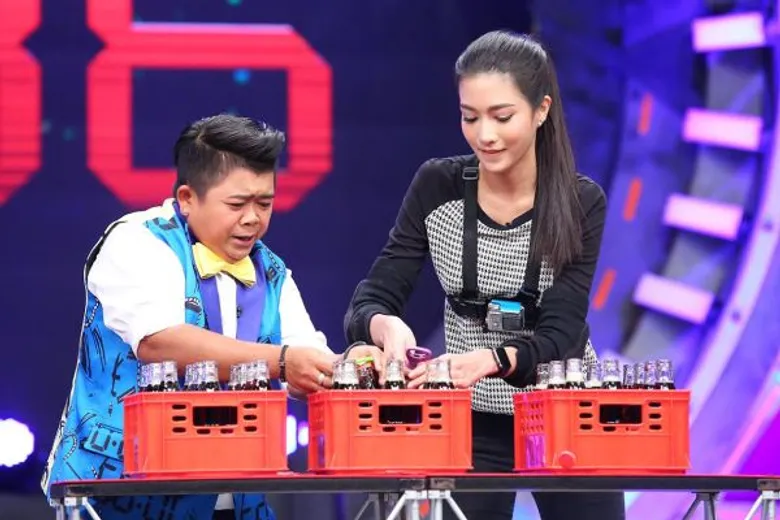 ทีวีไกด์: รายการ “The 60 Seconds game 60 วิ พิชิตแสน TAG TEAM” “โก๊ะตี๋ เจริญพร - ใบเฟิร์น พัสกร” จับมือสร้างความสนุกครั้งใหม่ มันยิ่งขึ้น แจกรางวัลง่ายขึ้น!!!