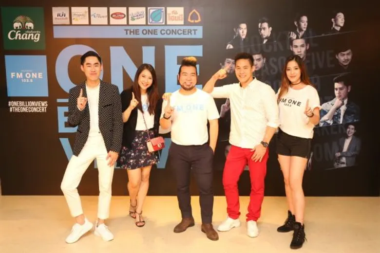 'FM ONE 103.5’ พาแฟนเพลง ร่วมสร้างปรากฎการณ์พันล้านวิว ในคอนเสิร์ต 'THE ONE CONCERT : ONE BILLION VIEWS’