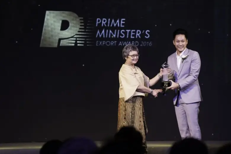 นรินทร์เดช ทวีแสงพานิชย์ รองกรรมการผู้จัด...