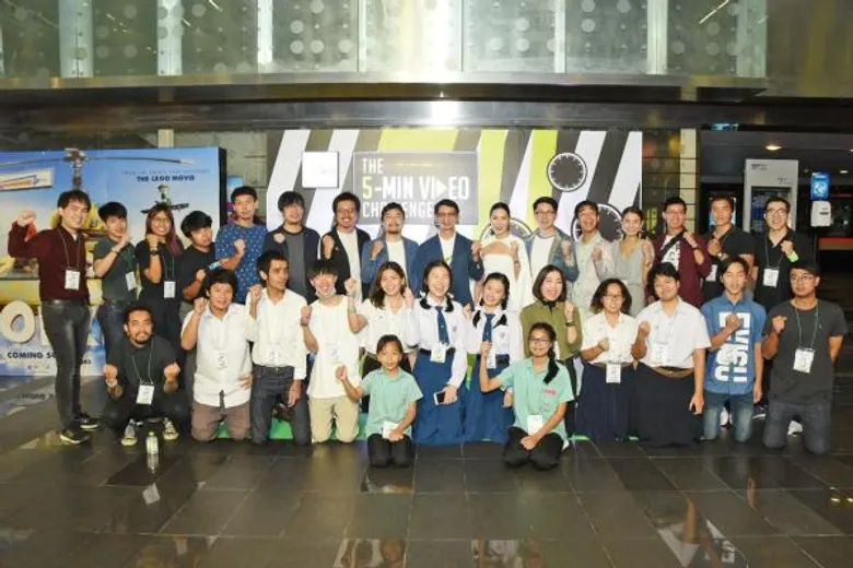 เอไอเอส ชวน โหน่ง A Day พร้อม 3 ผู้กำกับพระกาฬแห่ง GDH “โต้ง-ปิง-เต๋อ” จัดเวิร์คช็อป แนะคนรุ่นใหม่ทำคลิปวิดีโอเจ๋งๆ ในโครงการ “The 5-Min Video Challenge”