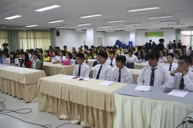ที่ห้องประชุม 1201 ตึกอาคารอำนวยการ อ.อัค...