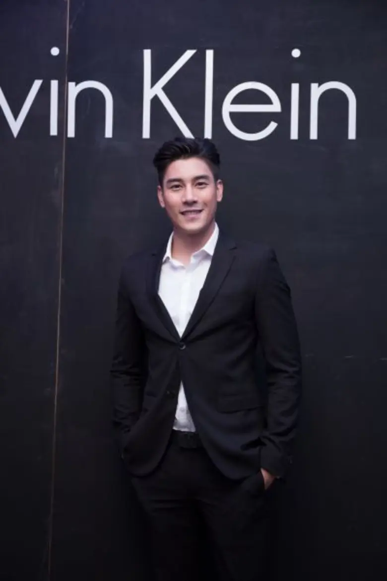 เวียร์-ศุกลวัฒน์ กับก้าวใหม่ในลุคนักธุรกิจแฟชั่นรองเท้า