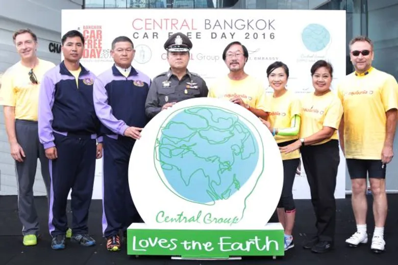 กลุ่มเซ็นทรัล และศูนย์การค้าเซ็นทรัล เอ็มบาสซี จัดกิจกรรม "Central Bangkok Car Free Day 2016” รณรงค์การใช้จักรยาน ลดการใช้พลังงาน เพื่อสิ่งแวดล้อมที่ดีทั่วกรุง