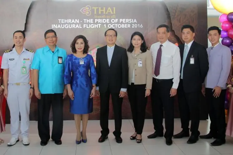นายกฤตพล ฉันทฤธานนท์ (ที่ 4 จากซ้าย) ผู้อ...