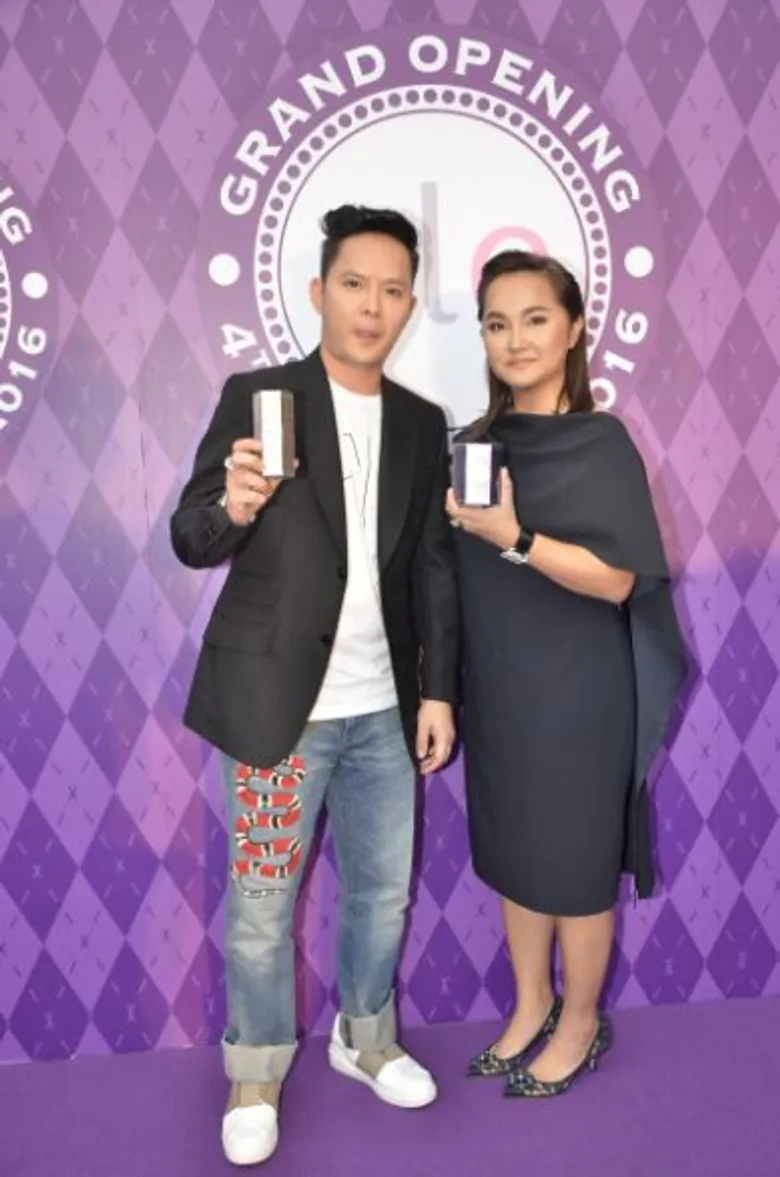 เซเลบฯ ร่วมยลโฉม “อีแอลอี” ปรับแพ็กเกจ ใหม่ พร้อมแชร์ประสบการณ์การดูแลผิวให้ดูดี น่าสัมผัส