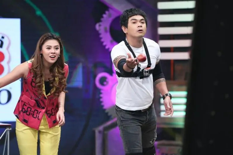 ทีวีไกด์: รายการ “The 60 Seconds game 60 วิ พิชิตแสน TAG TEAM” “จาตุรงค์ โพธาราม” และ “แอนนา ชวนชื่น” ปล่อยหมัดเด็ด ระเบิดความฮา!!!