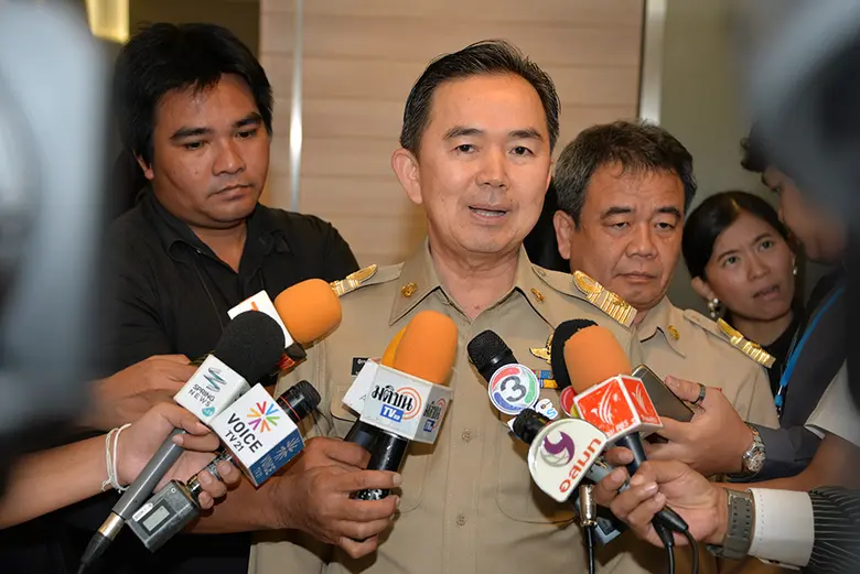 อธิบดีกรมธนารักษ์แถลงข่าวเหรียญกษาปณ์ที่ระลึกและเหรียญที่ระลึกเนื่องในวาระต่างๆ ของพระบาทสมเด็จพระปรมินทรมหาภูมิพลอดุลยเดช