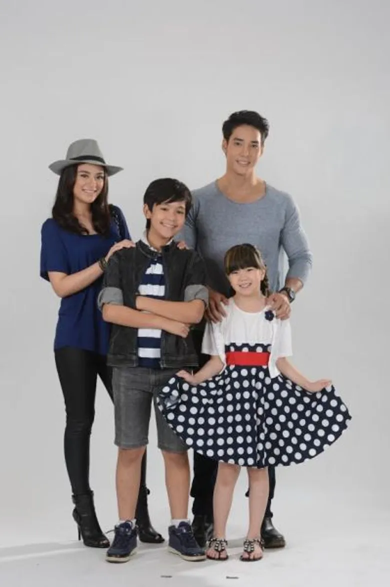 เรื่องย่อ: ดาวหลงฟ้า ภูผาสีเงิน
