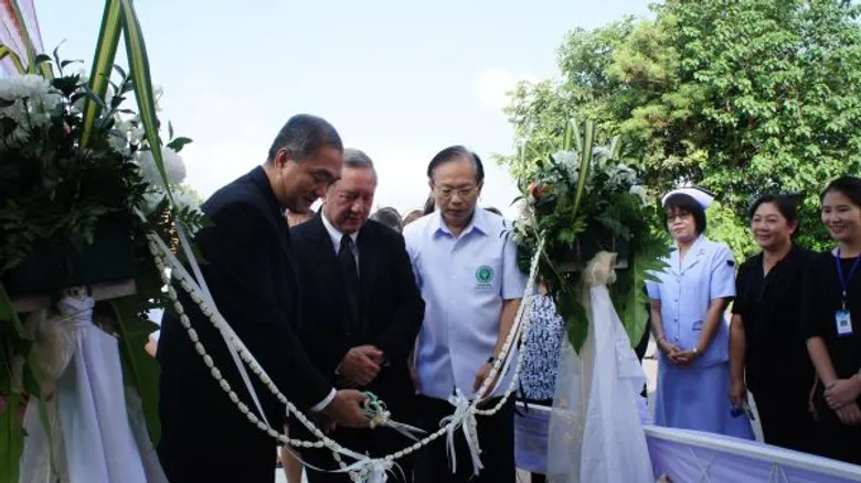 กรมสุขภาพจิต จับมือ องค์กรทั้งในและต่างประเทศ มอบอุปกรณ์การแพทย์พระราชทานฯ พร้อมเปิดศูนย์แพทย์แผนไทยฯ ดูแลเด็กพัฒนาการล่าช้า ให้บริการเต็มรูปแบบแห่งแรกของไทย