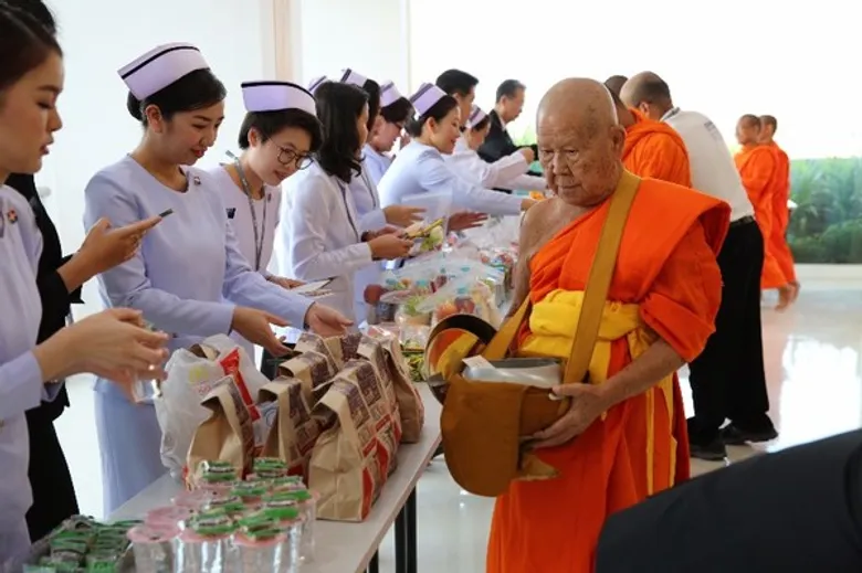 รพ.กรุงเทพเชียงใหม่ จัดกิจกรรมเนื่องในวันพยาบาล ประจำปี 2559