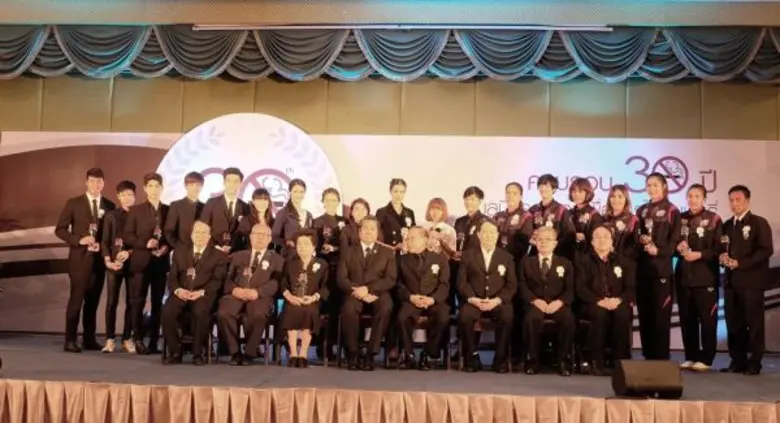“น้ำตาล” ภูมิใจ รับโล่ประกาศเกียรติคุณ งานครบรอบ 30 ปี มูลนิธิรณรงค์เพื่อการไม่สูบบุหรี่