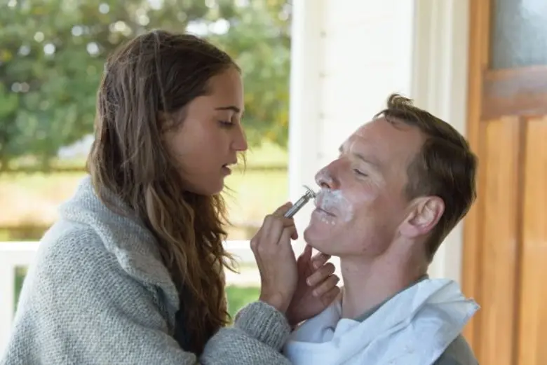 Movie: THE LIGHT BETWEEN OCEANS