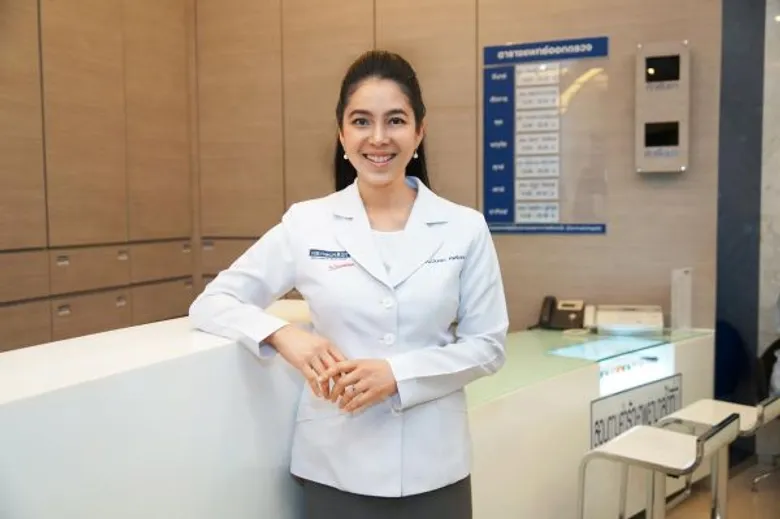 Lite Clear Aura Plus เพิ่มออร่าให้ผิว รับปีใหม่ ผิวสวยสว่างใส ออร่าฟุ้งกระจายทั่วใบหน้า