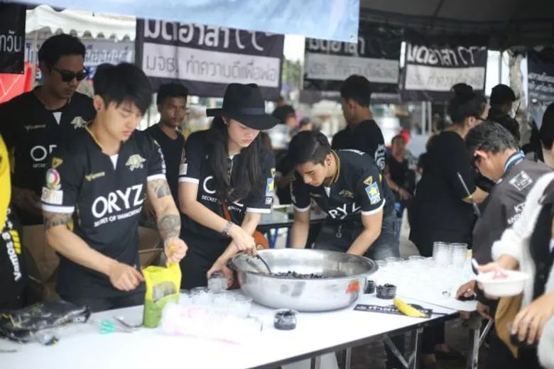 ชัช แทนกาย ต้อนรับ "ต้น สุรยุทธ"เป็นประธานทีมฟุตบอลดารา "แทนกายยูไนเต็ด" ในปีที่ 2