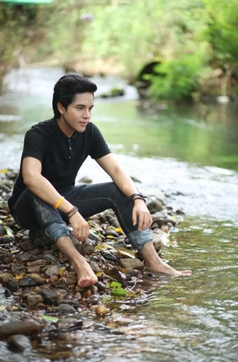 เดินตามความฝัน!!! ชิน-ชิตวัน ขึ้นแท่น “พระเอก” ปฏิญาณขอเป็นคนดีตลอดชีวิต