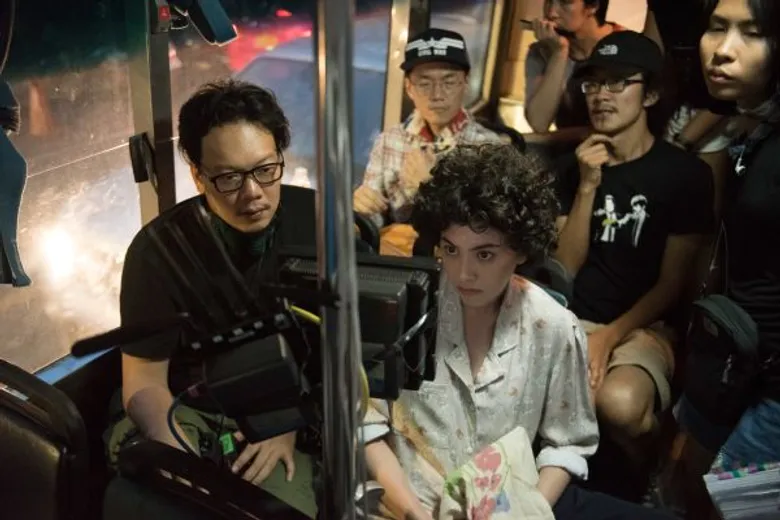 Movie Guide: “ซีเจ เมเจอร์” เชื่อมือ “โจอี้ อารยะ” ผู้กำกับโฆษณาไฟแรง หนุนชิมลางกำกับฯ “20 ใหม่ฯ” คอเมดี้ แฟมิลี่ ที่ดีต่อใจ!