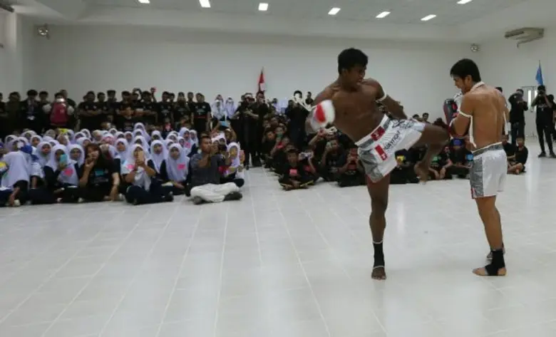 'ฟิตเนส เฟิรส์ท' จับมือแชมป์โลกคนดัง ' ร่วมจัดกิจกรรมส่งเสริมพัฒนาการด้านกีฬาให้กับเยาวชนชายแดนใต้