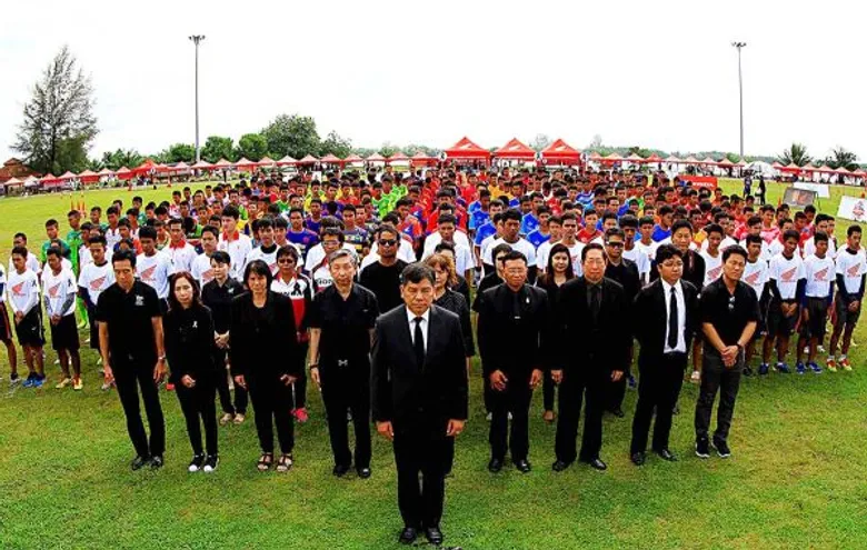 ลุ้นระทึก 70 ทีมภาคใต้ ชิงชัยตั๋วใบสุดท้าย “สพฐ.- เอ.พี.ฮอนด้า เรด แชมเปี้ยน แข่งขันทักษะฟุตบอลชิงแชมป์ไปอังกฤษปี 6"