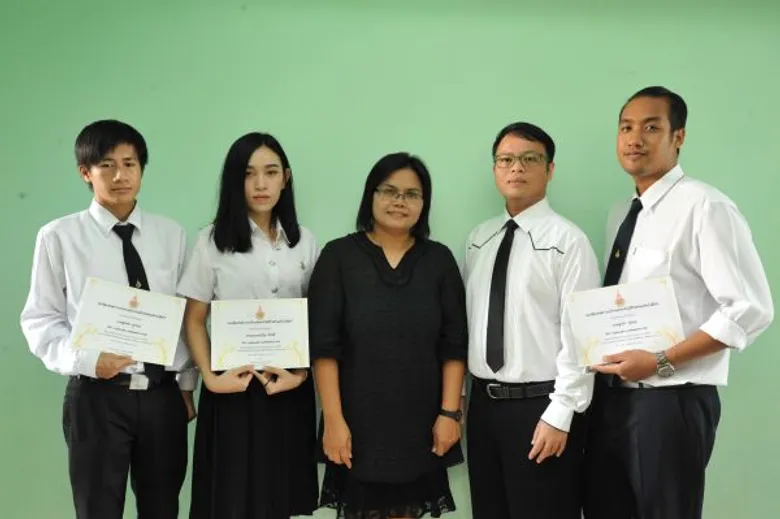 มทร.ธัญบุรีปลื้ม นศ.คว้ารางวัล ทักษะทางภาษาไทย 9 มทร.