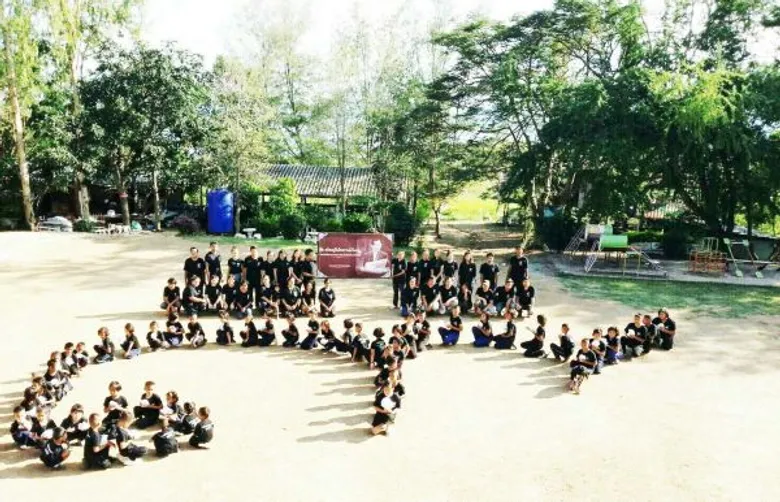 หลวงไก่ อาร์สยาม จัดทำโครงการปันรักให้น้อง สานต่อความดีที่พ่อสอน