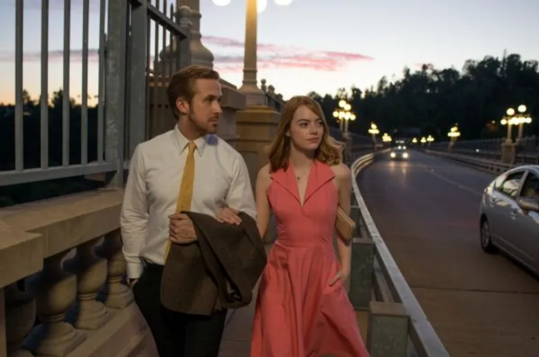 Movie Guide: “LA LA LAND” โรแมนติก-มิวสิคอลที่กวาดคำชมเด็ดขาด ทุกสื่อการันตีสมบูรณ์แบบ ขึ้นแท่นเต็งหนึ่งออสการ์ 2017
