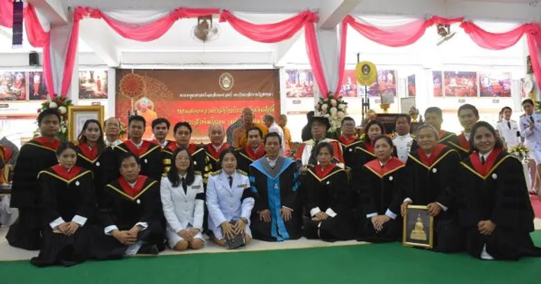 มรภ.สงขลา ถวายปริญญาศิลปศาสตรดุษฎีบัณฑิตกิตติมศักดิ์ สาขาวิชาสวัสดิการสังคม “พระสิริพัฒโนดม” เจ้าอาวาสวัดเอก