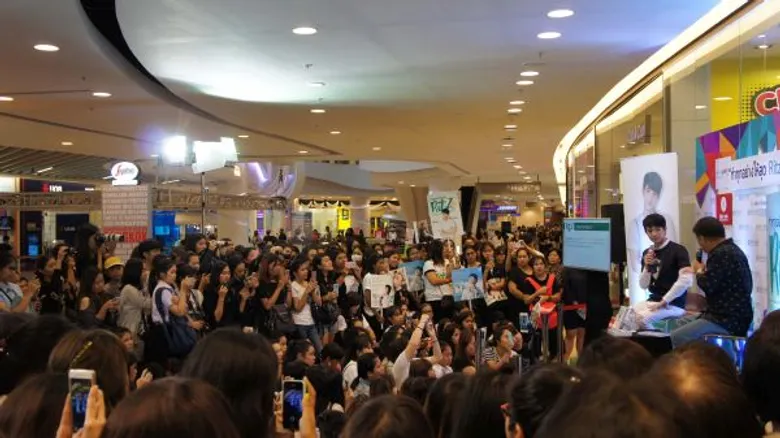 ริท เดอะสตาร์ เปิดพ็อกเก็ตบุ๊กเล่มแรกในชีวิต “ทำทุกอย่างให้สุด Ritz”