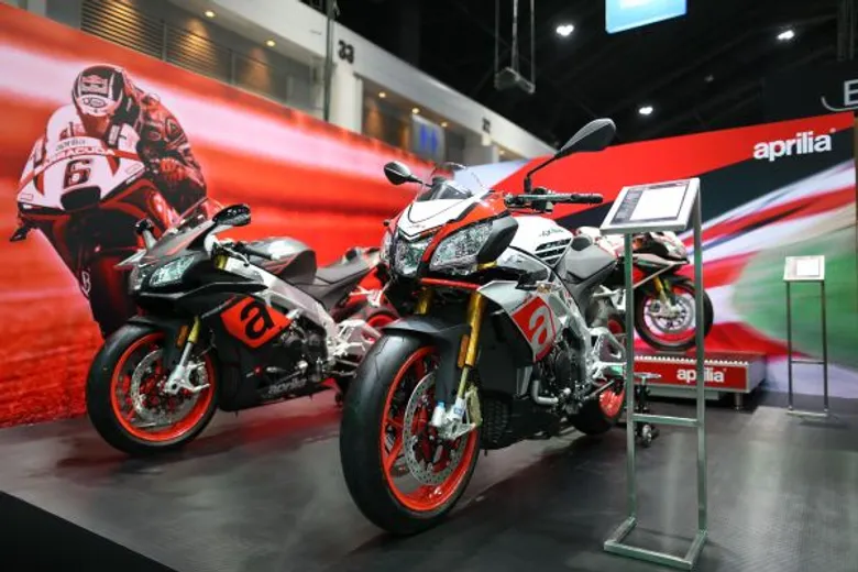 เวสปิ อาริโอ ดึงสุดยอดบิ๊กไบค์ระดับตานาน “อาพริเลีย RSV4 RF” พร้อมด้วย “โมโต กุซซี่ V9 ROAMER และ V9 BOBBER” เผยโฉมครั้งแรกในงานมอเตอร์เอ็กซ์โป ครั้งที่ 33