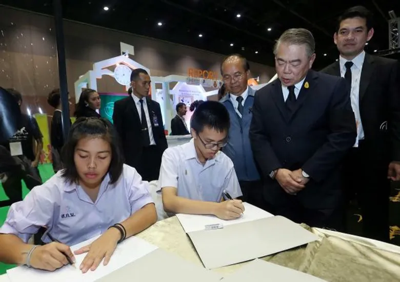สสส.เผยผลสำรวจพบเด็กไทยมีพฤติกรรมเนือยนิ่งค่อนข้างสูง กิจกรรมทางกายต่ำ นั่งอยู่กับที่ถึงวันละ 13 ชม. 35 นาที