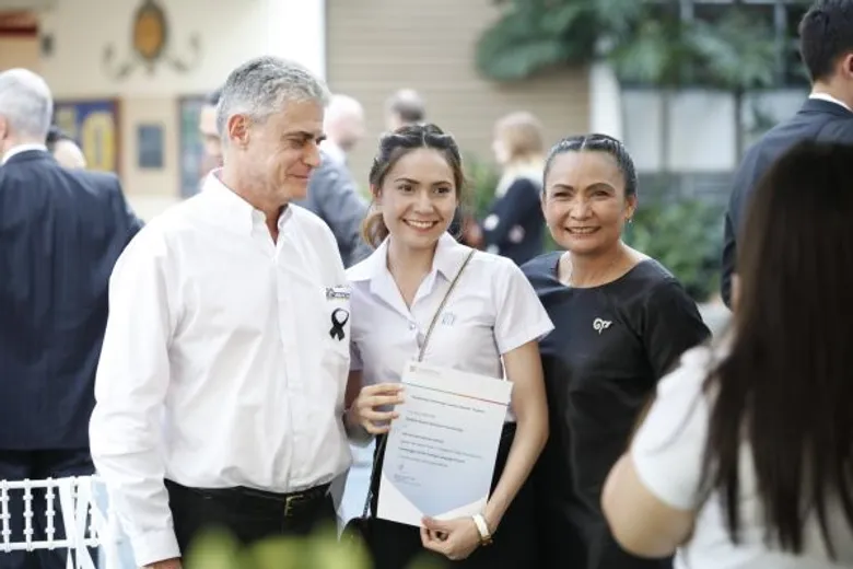 เคมบริดจ์ มอบรางวัลผลการเรียนดีเด่น ประจำประเทศไทย