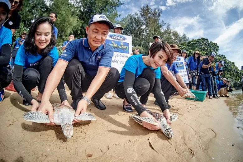 ฟอร์ด ประเทศไทย ร่วมอนุรักษ์เต่าทะเล รวมพลังจิตอาสาปล่อยเต่าทะเล พร้อมมอบระบบสูบน้ำพลังงานแสงอาทิตย์