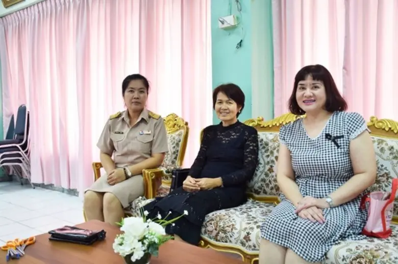 SPU : นักศึกษาสาขาวิชาการประชาสัมพันธ์และสื่อสารการตลาด คณะนิเทศศาสตร์ ม.ศรีปทุม “อนุรักษ์วัฒนธรรม จดจำคำพ่อสอน ” โรงเรียนบางบัว (เพ่งตั้งตรงจิตวิทยาคาร)
