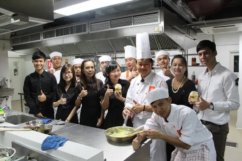 โรงเรียนดุสิตธานีการโรงแรม ชวนครูแนะแนวเยี่ยมบ้าน ครั้งที่ 4