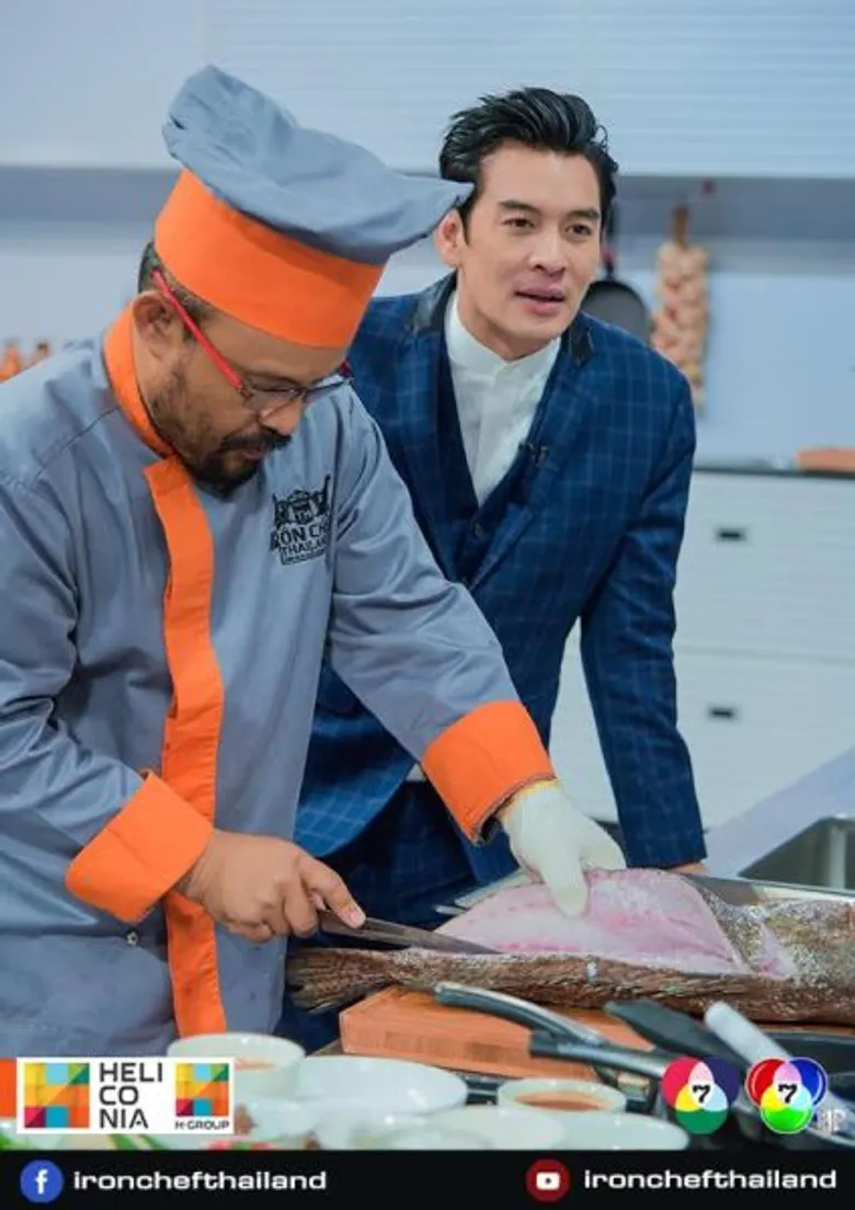 ทีวีไกด์: รายการ “เชฟกระทะเหล็ก กับโรงเรียนกระทะเหล็ก” (Cooking with Iron Chef) “3เชฟกระทะเหล็ก” เปิด “3วัตถุดิบระดับพรีเมี่ยม” โชว์เนรมิตเมนูสุดอลังการ..รับวันหยุด!