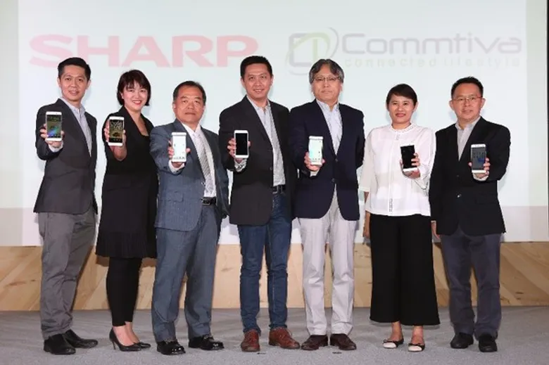 คอมติวา จับมือพันธมิตรชาร์ป เปิดตัวสมาร์ทโฟนรุ่น M1 และ Z2 ครั้งแรกในประเทศไทย