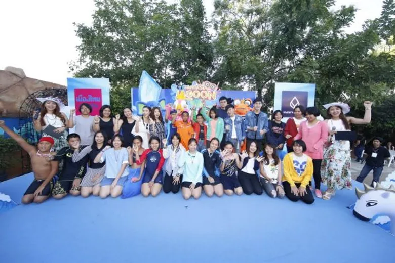 "เดอะมอลล์ ขนทัพดาราวัยรุ่น ร่วมงาน THE MALL KORAT WINTER FESTIVAL"