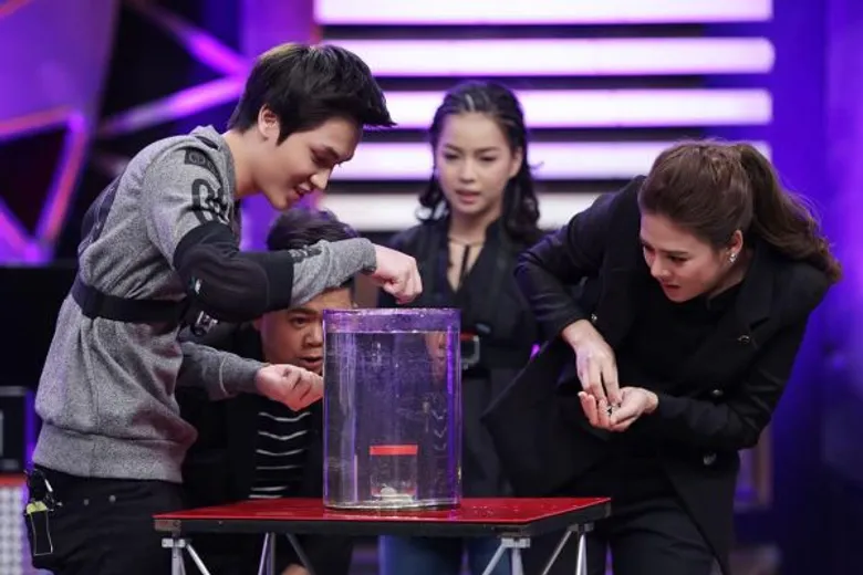 ทีวีไกด์: รายการ “The 60 Seconds game 60 วิ พิชิตแสน TAG TEAM” “ฟลุ๊ต-ชินพรรธน์” ปะทะเพื่อนสาว “โอนีล-ฐิตินันท์” กับจุดมุ่งหมายเดียวกัน ทำเพื่อเงิน!!!