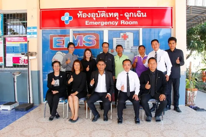 28 ธ.ค.’59 แพทย์ใหญ่จรัญ จันทมัตตุการ ลงพืนที่ อ.ศรีสงคราม ตรวจเยี่ยม 5 รพ.สต.