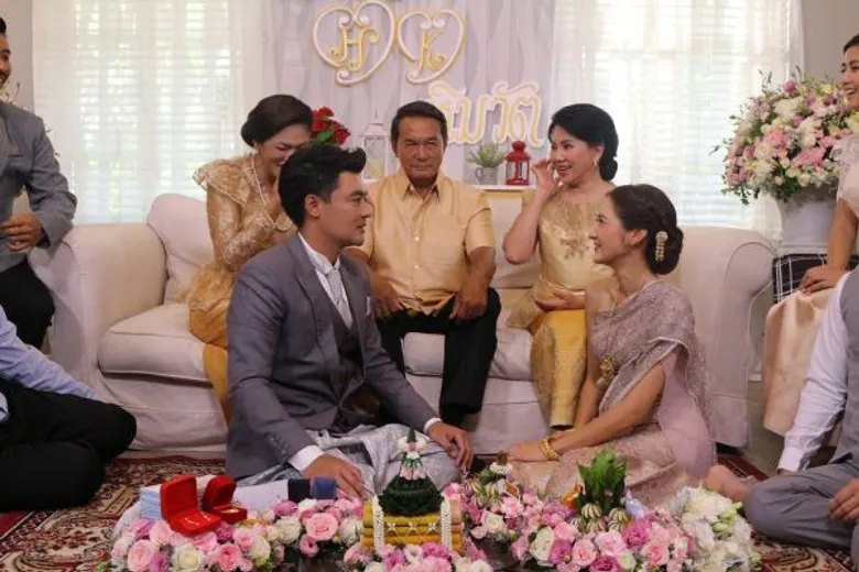 “เติ้ล-ยีน” วิวาห์สมจริง ปิดฉากละคร “กระถินริมรั้ว”