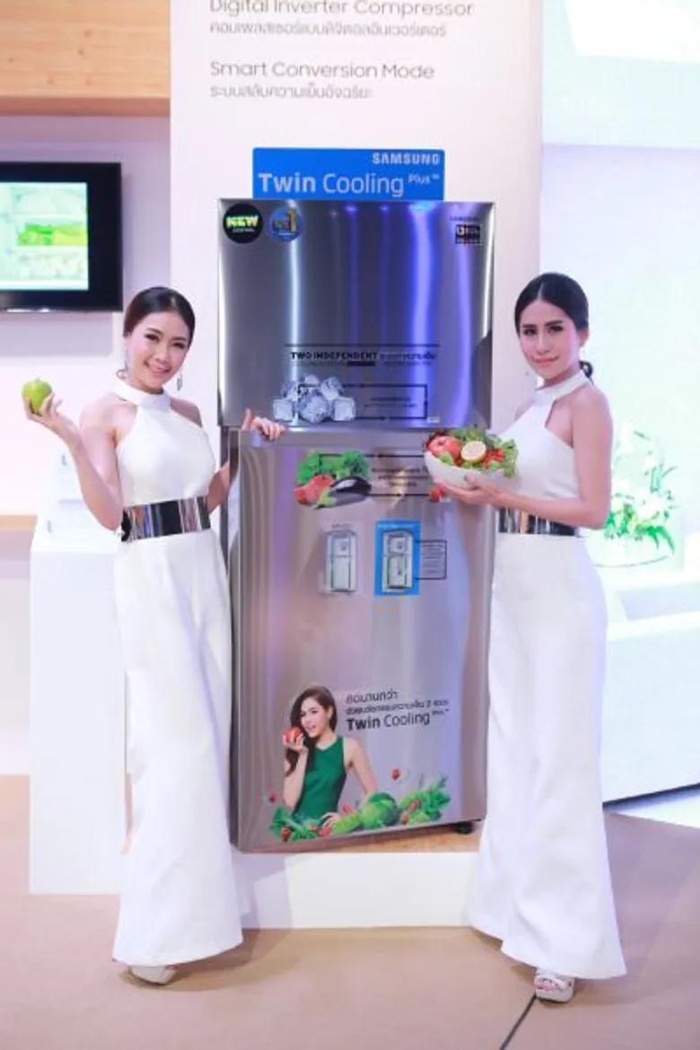 ซัมซุงงัดกลยุทธ์จับเทรนด์ 2560 “ครอบครัวเมือง-ดิจิทัล-พลังหญิง-รักสุขภาพ” รุกตลาดด้วยทัพเครื่องใช้ไฟฟ้าในบ้าน 83 รายการ ภายใต้แนวคิด “Innovation that cares”