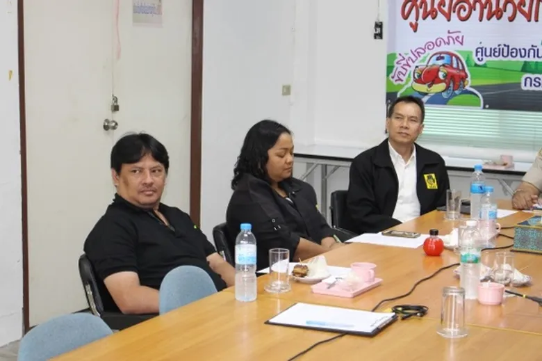 ปภ. โดย ศูนย์ ปภ.เขต 1 ปทุมธานี ร่วมการประชุมคณะอนุกรรมการเฉพาะกิจประจำศูนย์อำนวยการป้องกันและลดอุบัติเหตุทางถนน ประจำปี 2560