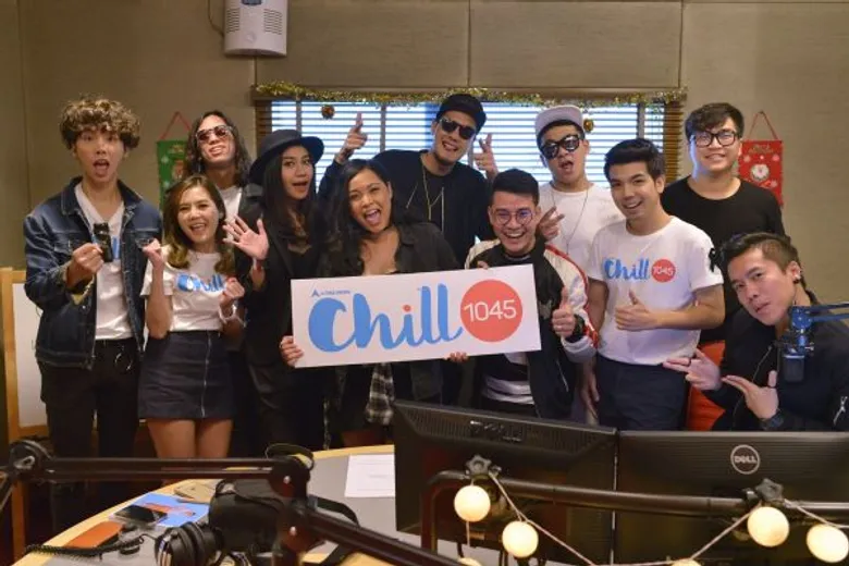 ชิล 104.5 เอฟเอ็ม #เพลงเพราะร้องตามได้ทั้งวัน ดีเจชิล การันตี! ว่าเราจะรักกันทั้งปี!