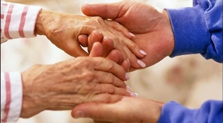 ชวนผู้ป่วยและญาติจับมือหมอวางแผนระยะท้ายชีวิต
