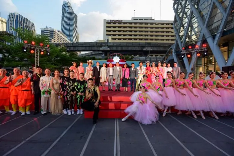 ซีพีเอ็น จัดงานอลังการตรุษจีนปีระกา “เดอะ เกรท ไชนิส นิวเยียร์ 2017” เปิดตำนานดอกโบตั๋น พร้อมด้วย 5 เซเลบริตี้เอลิสต์และดาราชื่อดัง