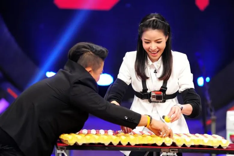 ทีวีไกด์: รายการ “The 60 Seconds game 60 วิ พิชิตแสน TAG TEAM” “กวาง-อรการ” และ “ป๊อปปี้-บุญยิสา” ควงคู่ ทิ้งความสวย โชว์สกิลเดือด!!!