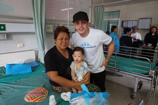 พร้อมสร้างกำลังใจ “ตุ้ย – ตี๋ - หนิม” แทคทีมมุ่งสู่ใต้