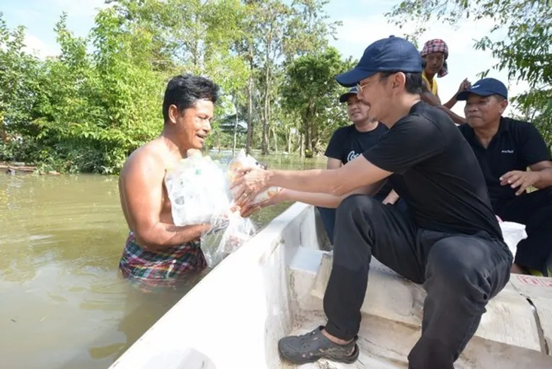 หาดทิพย์ร่วมบรรเทาภัยน้ำท่วมภาคใต้ ผ่านสาขาคลังสินค้า อาสาสมัครพนักงาน และพันธมิตร