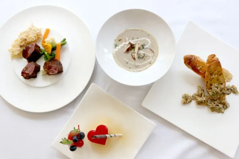 ฉลองวันแห่งความรัก ณ โรงแรมดรีม กรุงเทพฯ สุขุมวิท 15